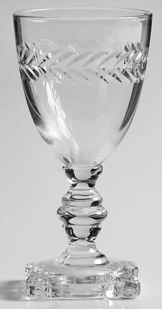 Laurel (Square Base) Wine Glass