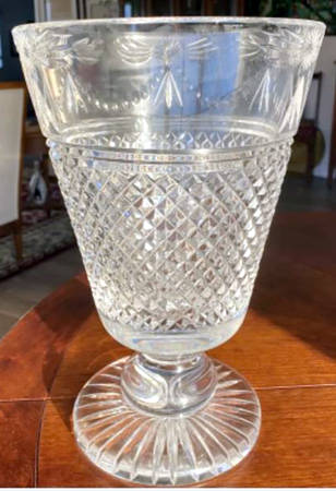Beaconsfield (Straight Stem) 12" Engravable Flower Vase