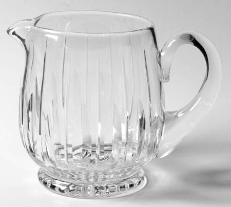 Hampshire 32 Oz Pitcher