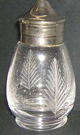 Woodchester Clear Shaker with Metal Lid