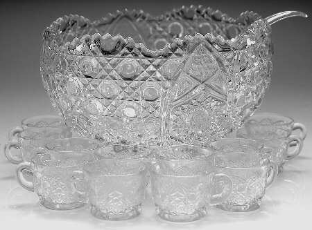 Daisy and Button Clear (Punch Set) (14 Pc) Punch Set (Bowl,Plastic Ladle,12 PCUM1)