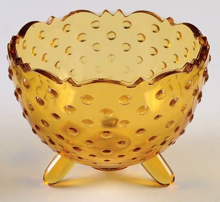Hobnail Amber 3-Toed Bon Bon
