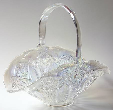 Quintec White Carnival 11" Oval Basket