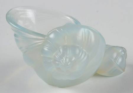 Animals & Figurines #F75 Medium Shell Snail