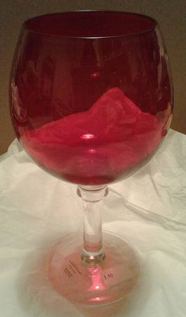 Tis the Season Ruby Balloon Wine