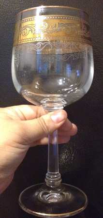 SZA4 Wine Glass