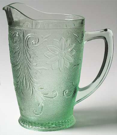 Sandwich Light Green (Chantilly Green) 64 Oz Pitcher