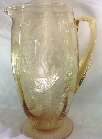 La Fleure Yellow (Stem 15024) Pitcher