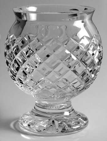 Comeragh (Cut) 6" Footed Vase