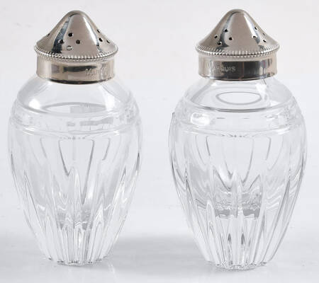 Hanover Platinum Shaker Set w/Metal Lids