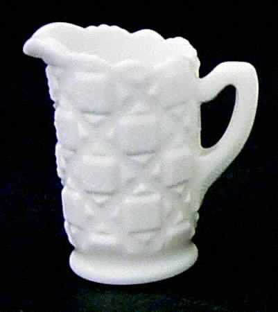 Old Quilt (Milk Glass) Syrup/Jug Open