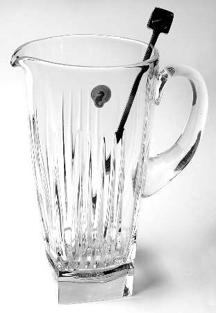 Clarion Martini Pitcher with Stirrer