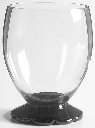 Lilly Pad Foot Black 14 Oz Footed Tumbler