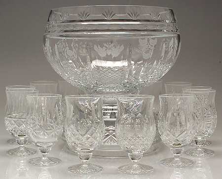 Twelve Days of Christmas Punch Bowl W/Stand &12 Different Punch Glasses