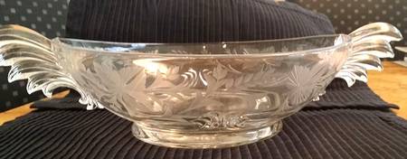 Oak 10" Oval Handled Bowl by Wabash Cutting 