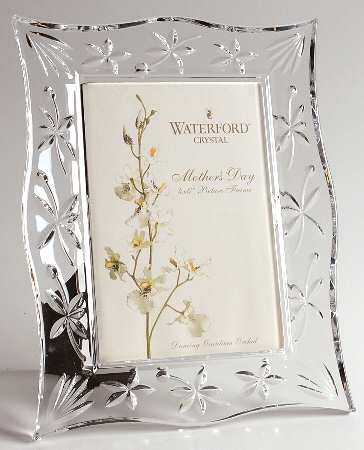 Picture Frames Frame-Holds 4" X 6" Photo
