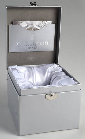 Snowflake Wishes Friendship Double Old Fashioned Hinged Gift Box