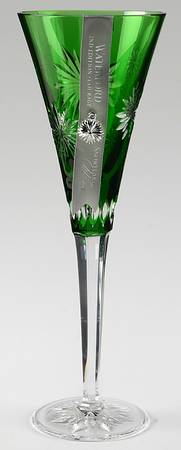 Snowflake Wishes Emerald Courage Champagne w/Bracelet Charm