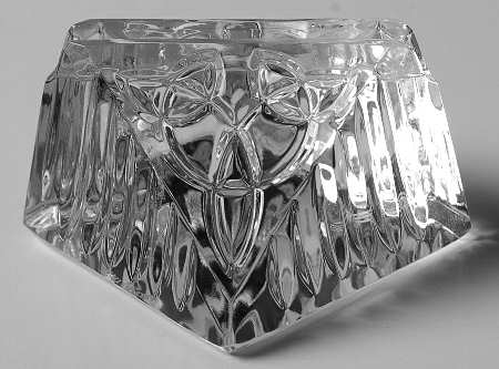 Fionns Knot by Waterford Crystal