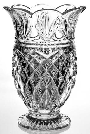Giftware (Marquis Line) 8" Candleholder Vase