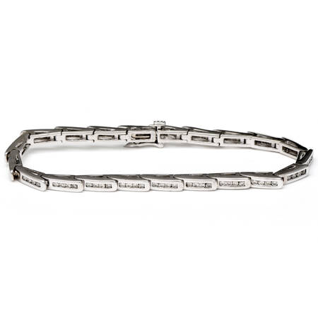 14KW Diamond(1.25) Line Wave Bracelet