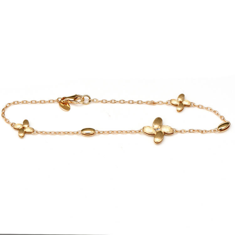 14KY Textured Flower Station Bracelet