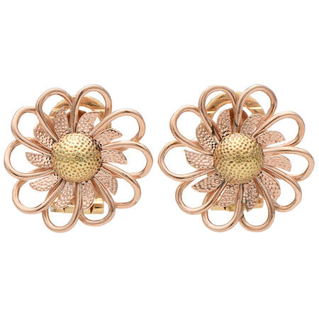 14KRY Dimensional Flower Button Earrings