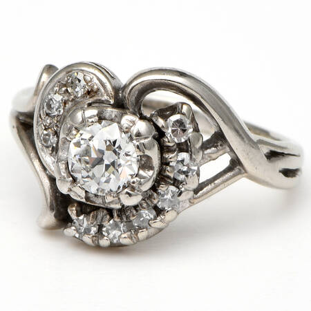 14KW Vintage Diamond(0.42) Heart Ring