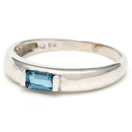 10KW London Blue Topaz(0.30) Ring