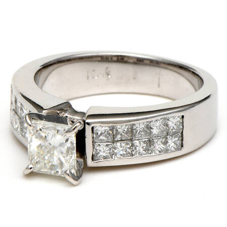18KW Princess Cut Diamond (1.02) Engagement Ring