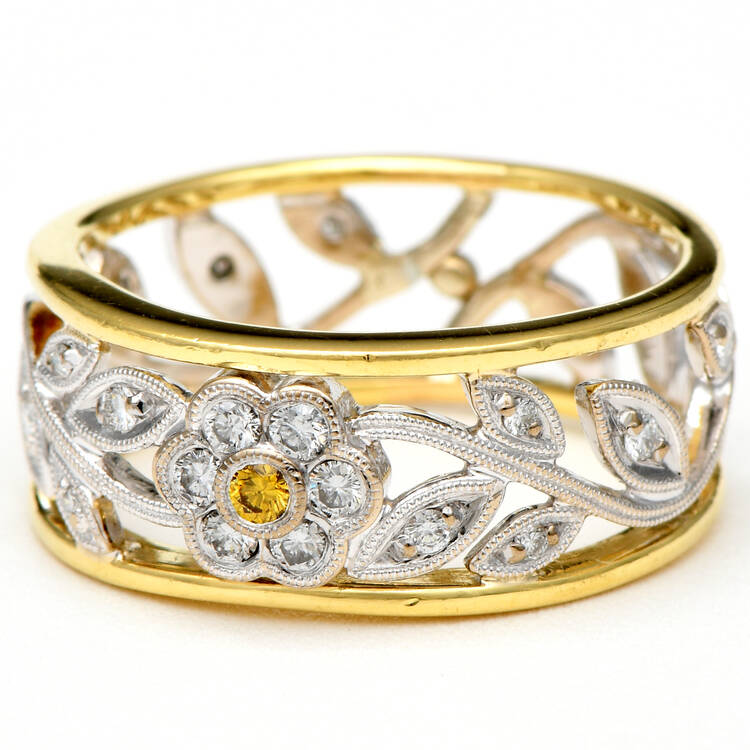 18KYW Yellow and White Diamond (0.33) Floral Band Ring