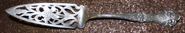 Majestic (Sterling, 1900, No Monograms) Jelly/Cake Server