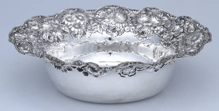 Repousse (Sterling, Hollowware) 9" Round Vegetable Bowl