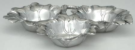 Grape (Aluminum, Hollowware) Divided Figural Serving Tray