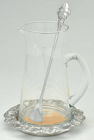 Grape (Aluminum, Hollowware) 40 Oz Glass Pitcher with Coaster & Stirrer Set