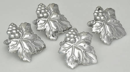 Grape (Aluminum, Hollowware) Napkin Ring - Set of 4