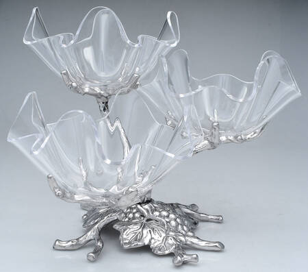 Grape (Aluminum, Hollowware) 3 Tier Server with Acrylic Bowls