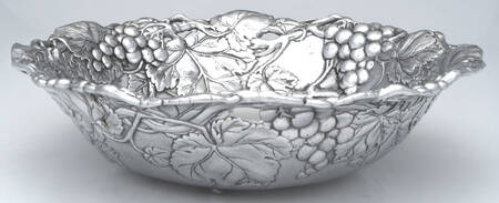 Grape (Aluminum, Hollowware) 14" Salad Serving Bowl by Arthur Court