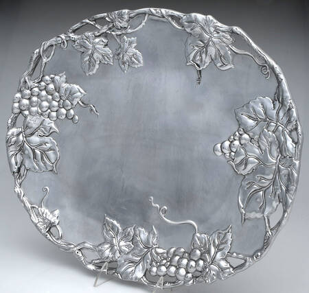 Grape (Aluminum, Hollowware) 18" Oval Serving Platter by Arthur Court