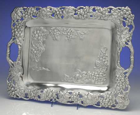 Grape (Aluminum, Hollowware) 18" Rectangular Handled Tray