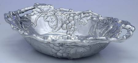 Grape (Aluminum, Hollowware) 15" Oval Bowl by Arthur Court