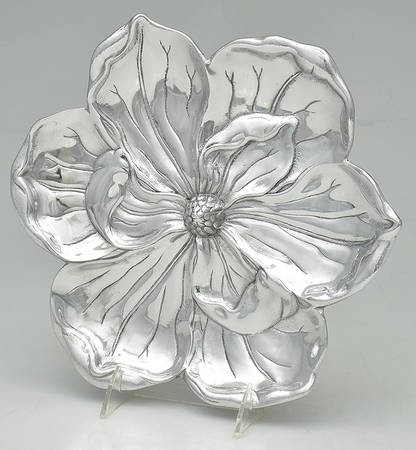 Magnolia (Aluminum, Hollowware) Figural Serving Tray