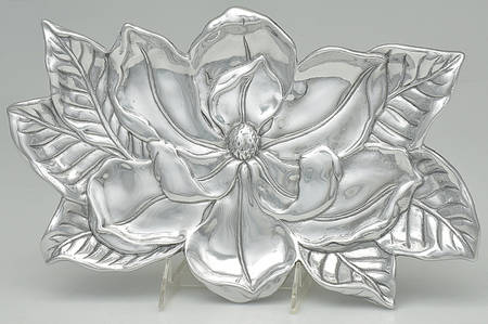 Magnolia (Aluminum, Hollowware) 13" Oval Tray