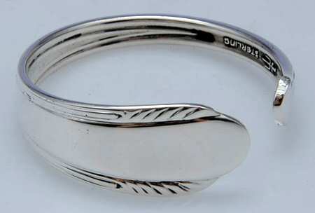 Lorraine (Sterling, 1946, No Monograms) Sterling Napkin Ring