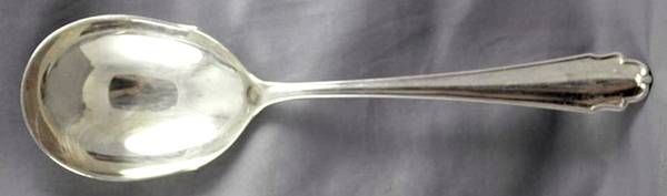 Liselotte  Solid Smooth Casserole Spoon