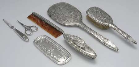1500-Engraved (Sterling, Hollowware) 7 Piece Vanity Set