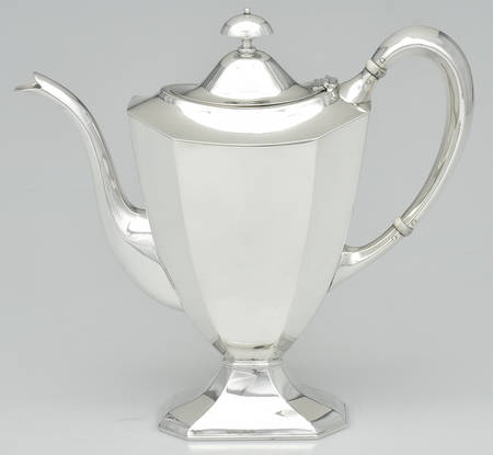 1318 (Sterling, Hollowware) Teapot by Barbour Silver (USA)