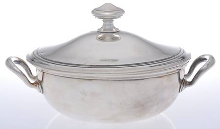 Silverplate Hollowware Silverplate Round Covered Casserole