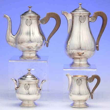 Vendome (Silverplate, Hollowware) 4 Piece Tea Set  (CPBRH, TPBRH, CRBRH, SSU)