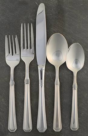 Exeter (Stainless) 5 Piece Place Setting